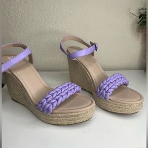 BP purple wedges with rope design, size 10